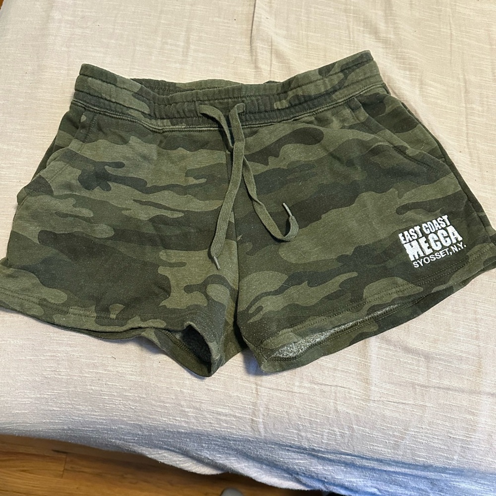 Bevs gym east coast Mecca shorts